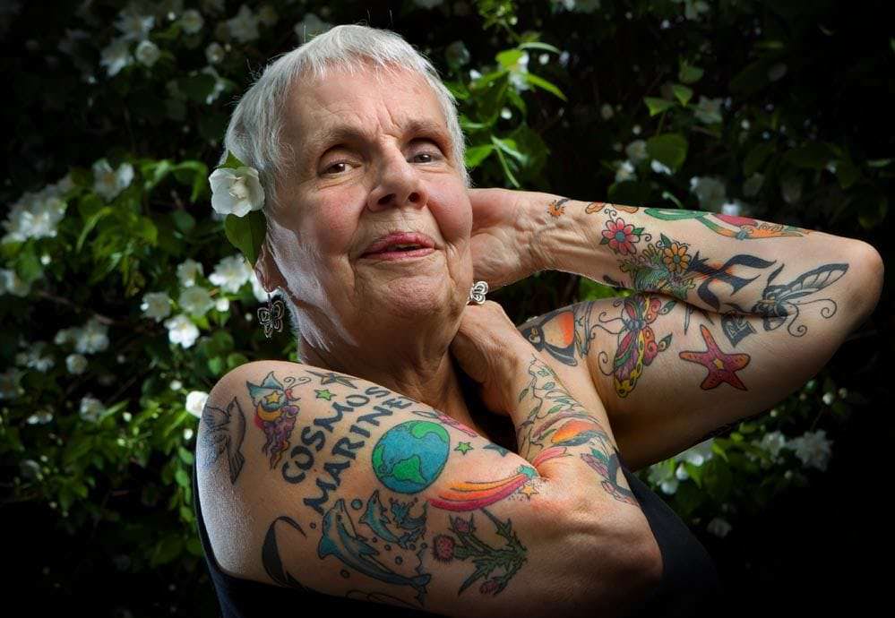 Oude mensen met tatoeages: geïnkt en nog steeds geweldig